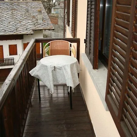 Delizioso Quadrilocale Con Terrazzo E Balcone, Piano Terra