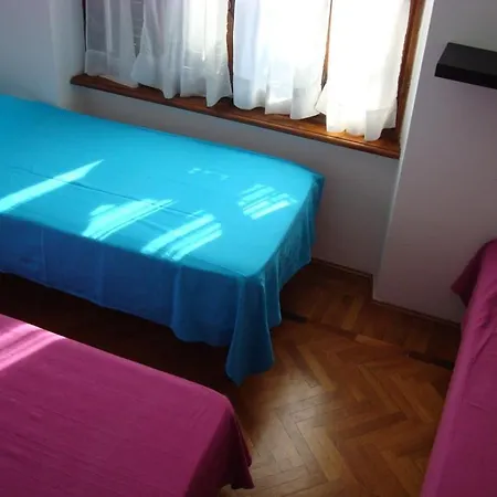 Delizioso Quadrilocale Con Terrazzo E Balcone, Piano Terra Apartment