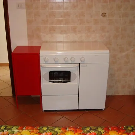Delizioso Quadrilocale Con Terrazzo E Balcone, Piano Terra Brusson
