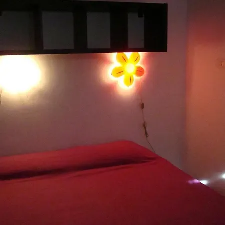Apartment Delizioso Quadrilocale Con Terrazzo E Balcone, Piano Terra Brusson